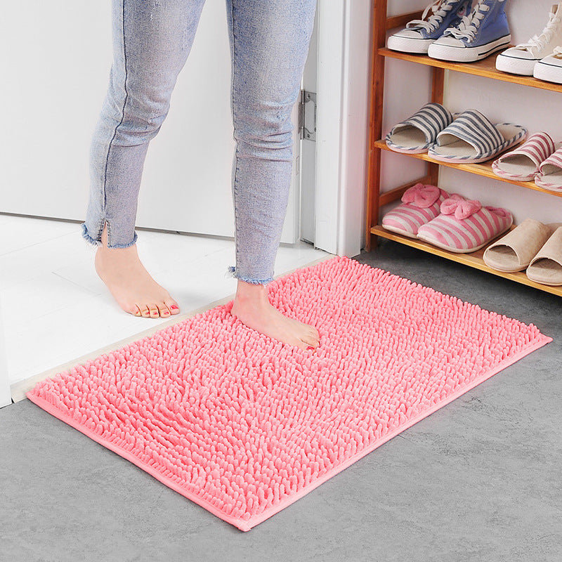 Anti-slip absorbent mat for bathroom