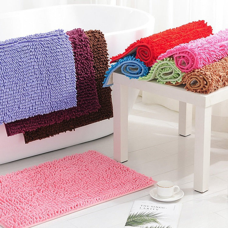 Anti-slip absorbent mat for bathroom