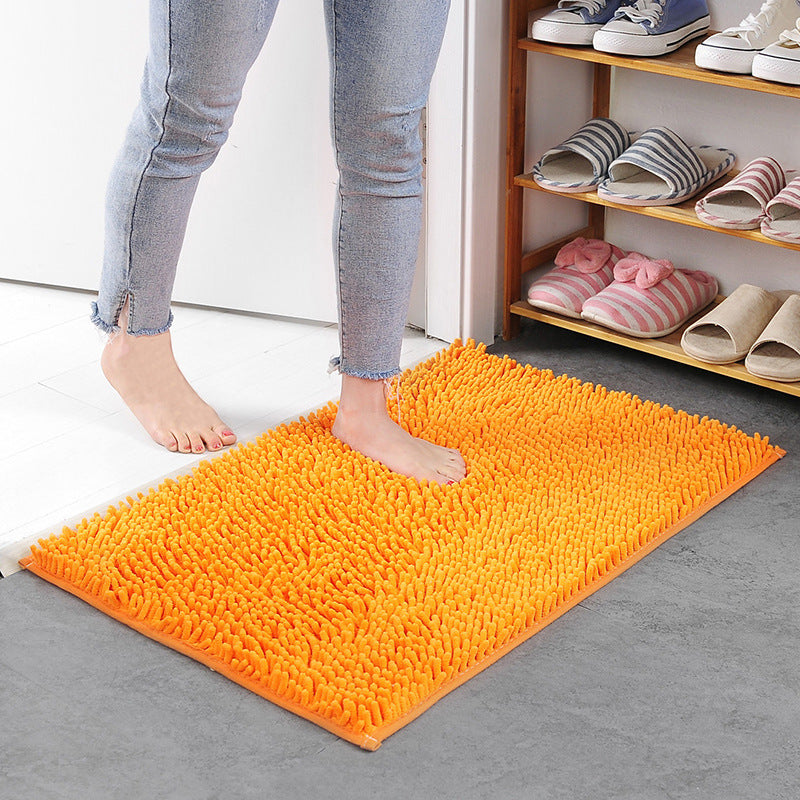 Anti-slip absorbent mat for bathroom