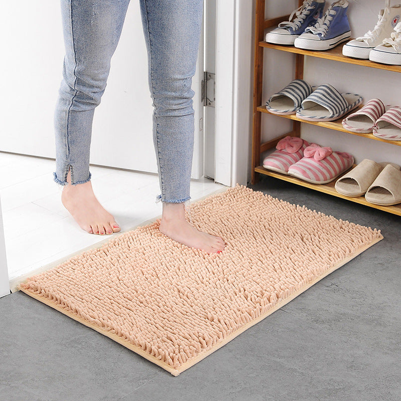 Anti-slip absorbent mat for bathroom