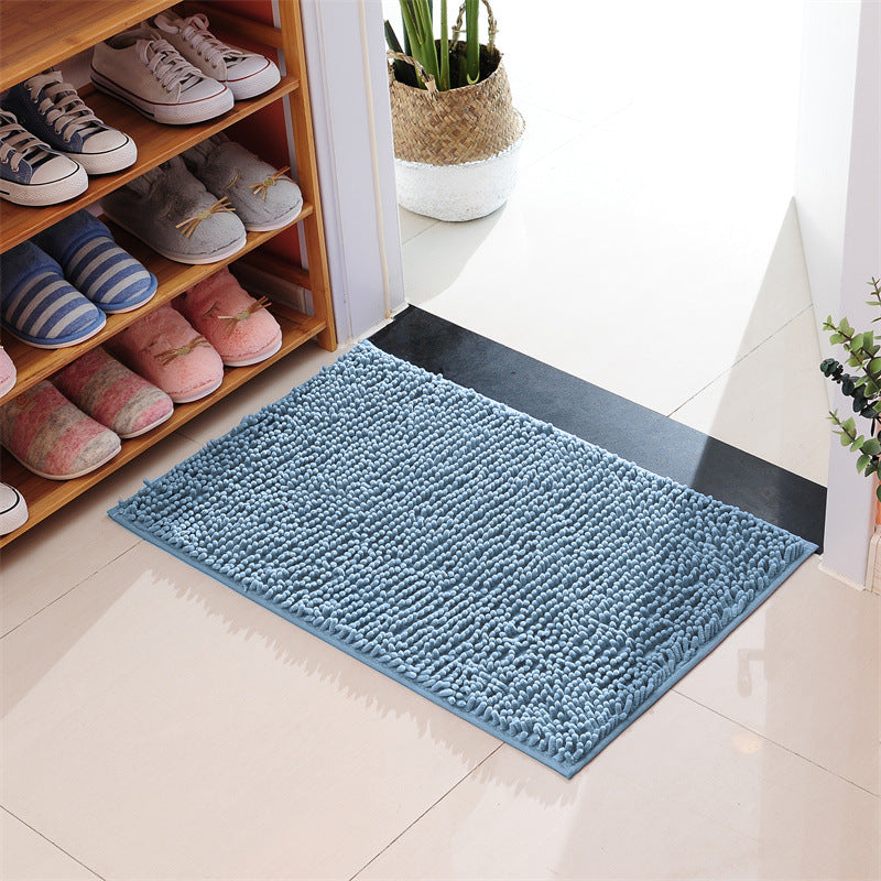 Anti-slip absorbent mat for bathroom