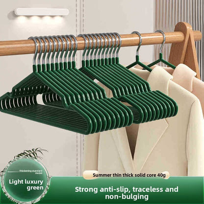 Anti-slip and non-slip clothes drying rack