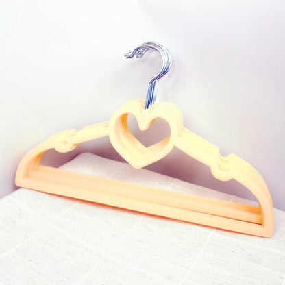 Anti-slip and non-slip hangers