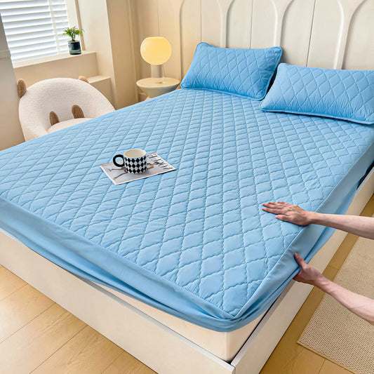 Anti-slip protective cover bedspread