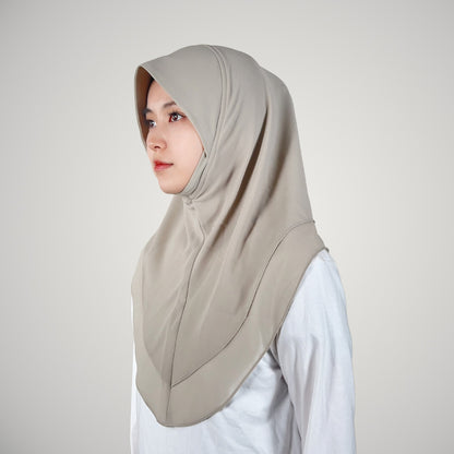 Arab ladies' swallowtail headscarf