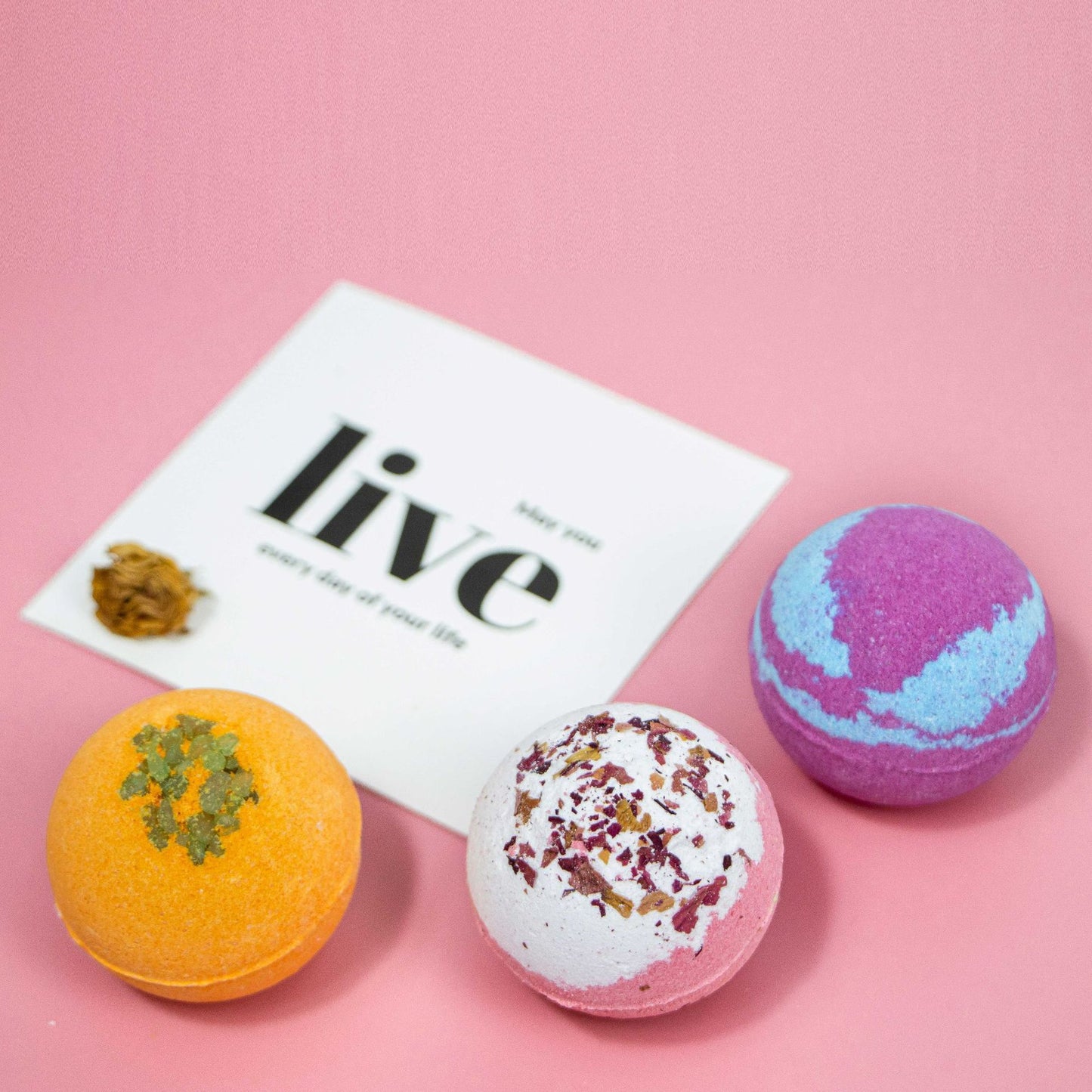 Aromatherapy Bath Salt Balls with Essential Oils