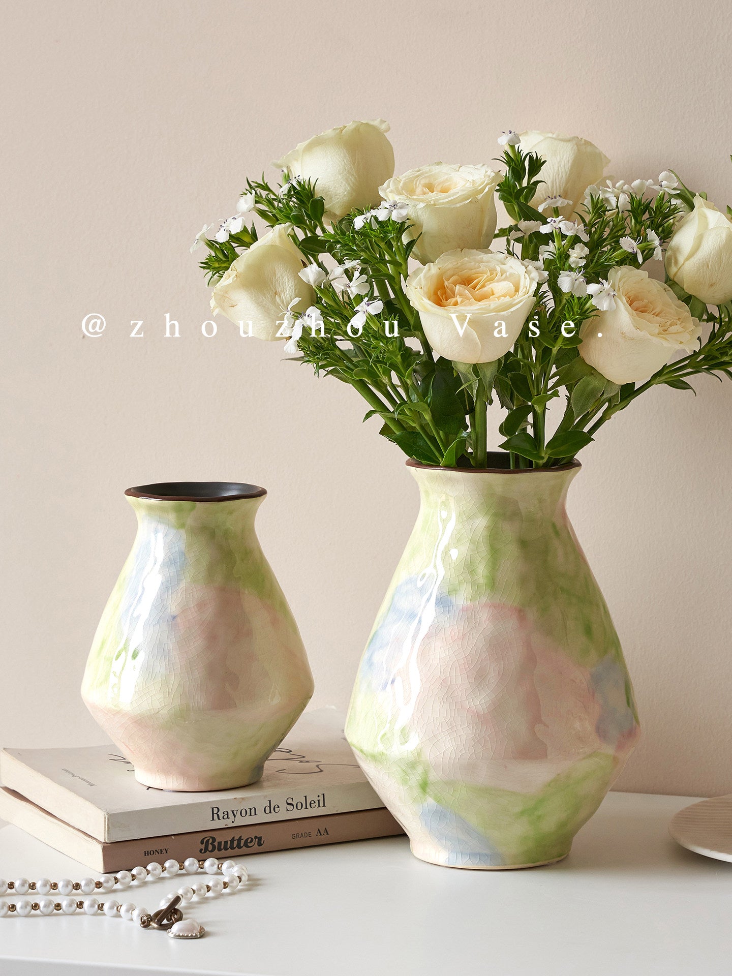 Artistic Gradient Ceramic Flower Vase