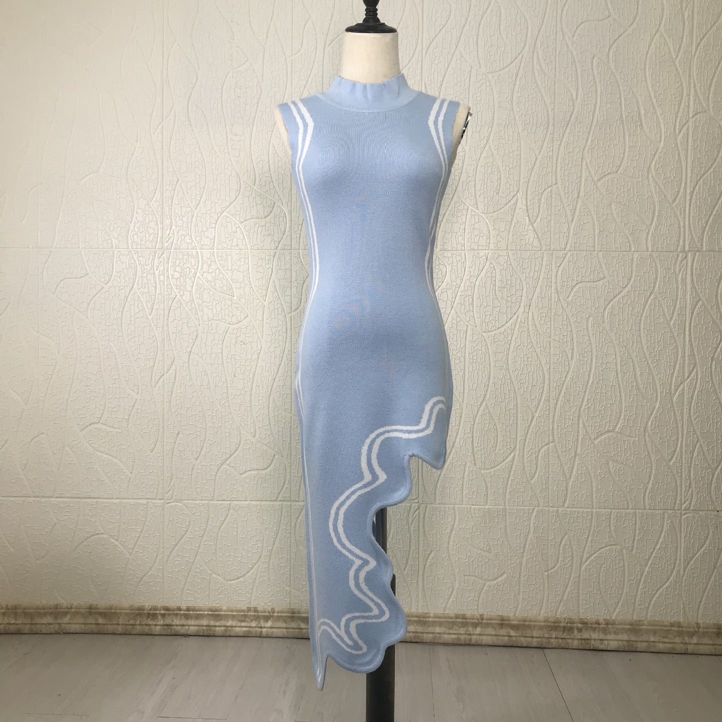 Asymmetric Wavy Hem Knitted Sleeveless Dress