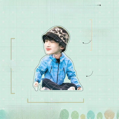 Automatic Bobblehead Ornament for Desktop Office Desk