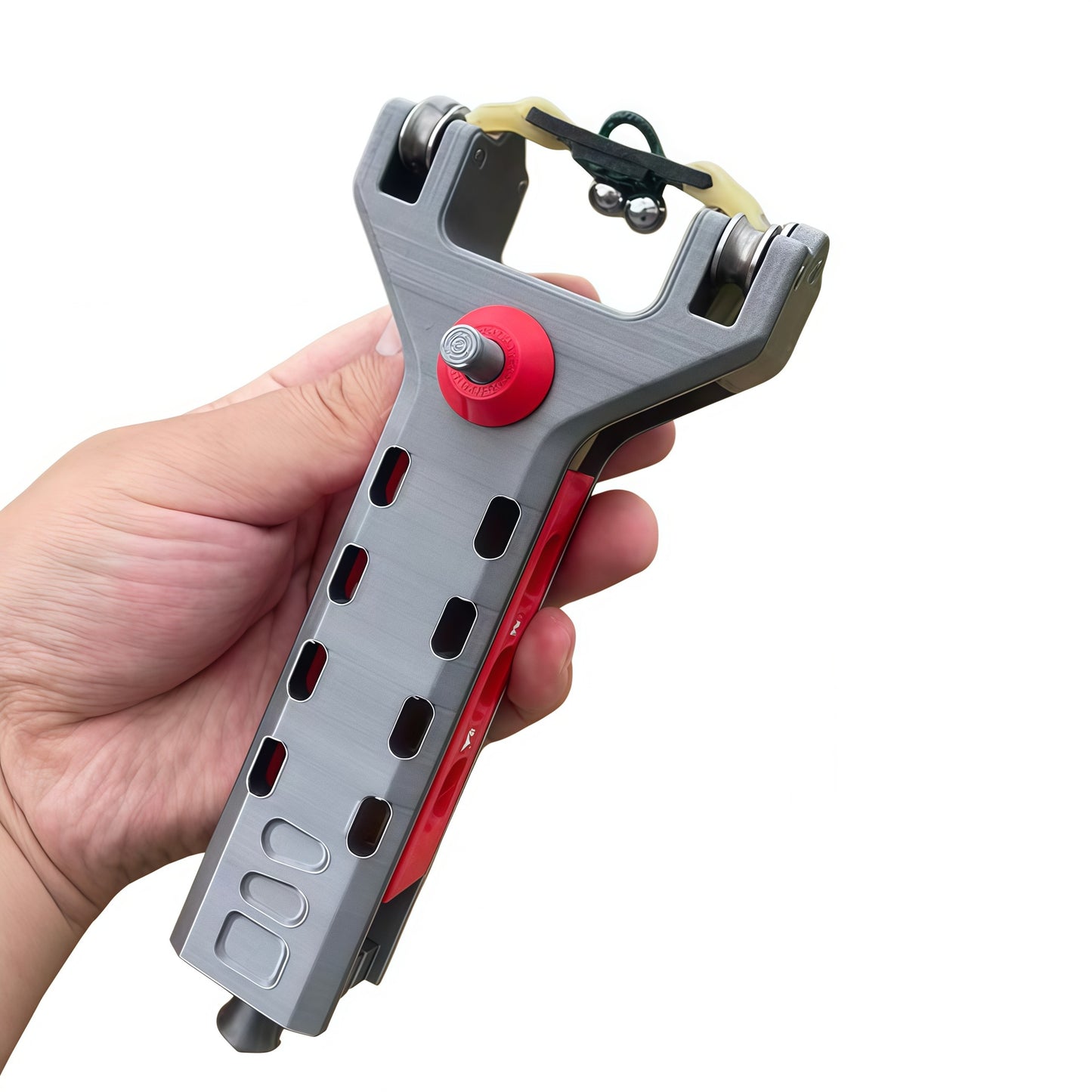 Automatic-loading outdoor slingshot