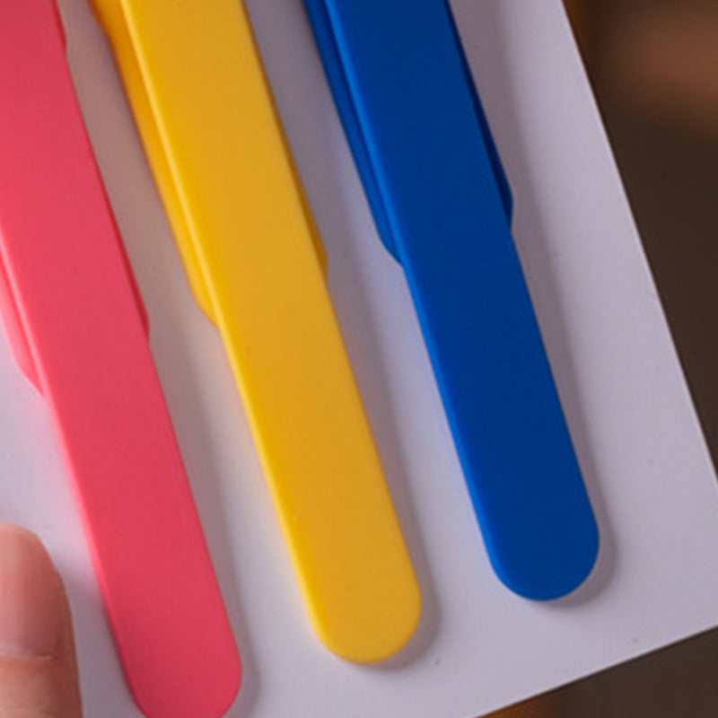 Automatic Page Following Silicone Bookmark