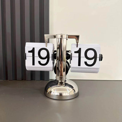 Automatic Page Turning Desk Clock