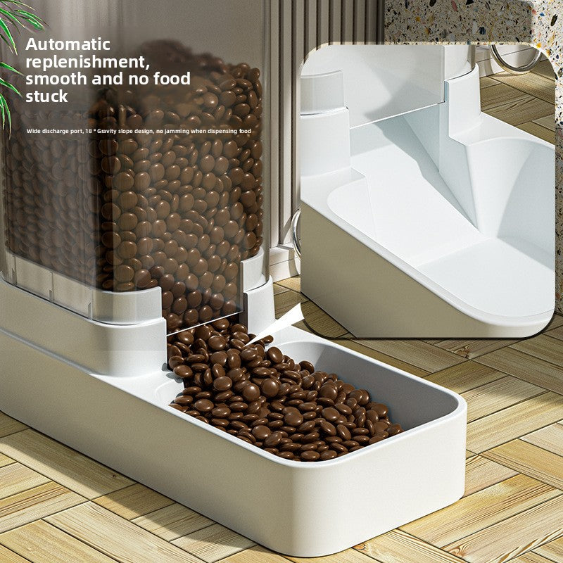 Automatic pet feeder