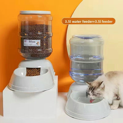 Automatic pet feeder