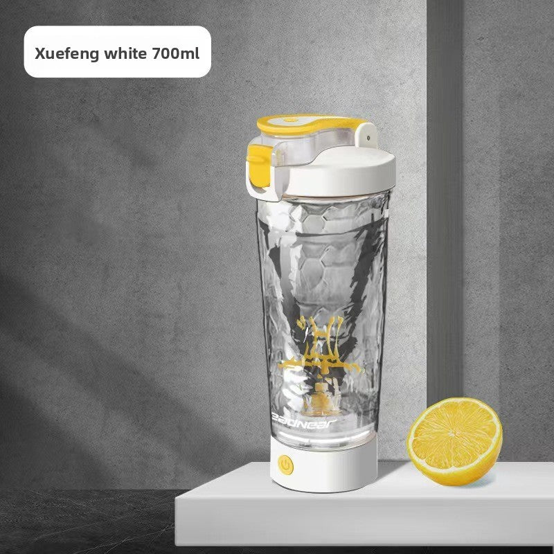 Automatic stirring cup