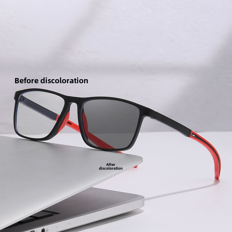 Automatic Zoom Progressive Multi-Focus Reading Glasses