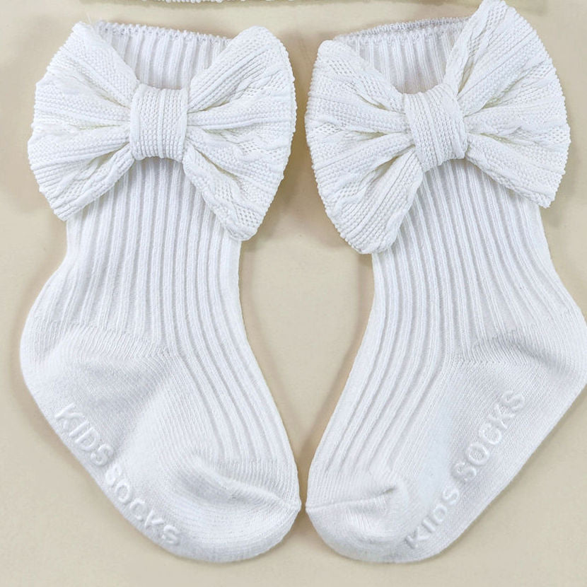 Baby Bow Hat and Socks Set