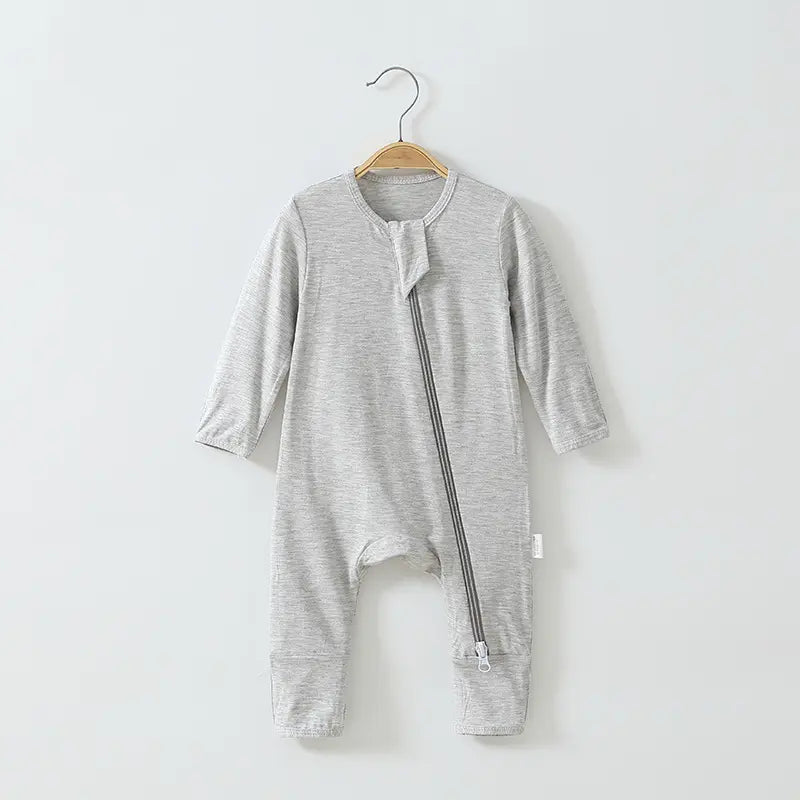 Baby clothes made of bamboo fiber