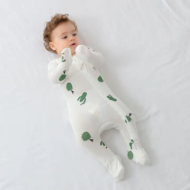 Baby clothes made of bamboo fiber