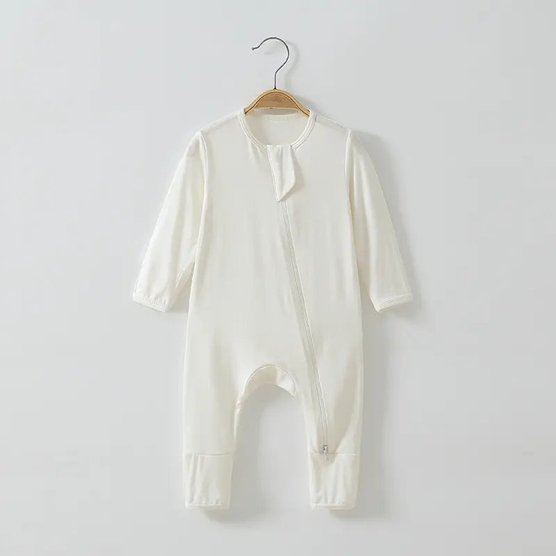 Baby clothes made of bamboo fiber