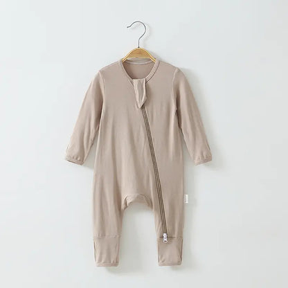 Baby clothes made of bamboo fiber