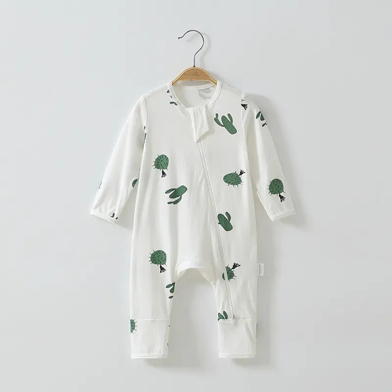 Baby clothes made of bamboo fiber