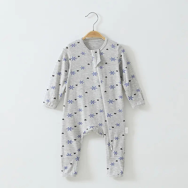 Baby clothes made of bamboo fiber