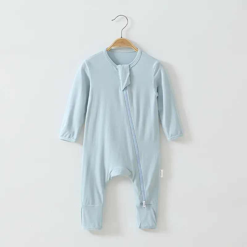 Baby clothes made of bamboo fiber