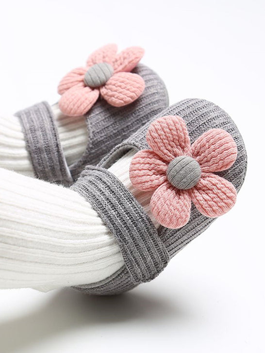 Baby girl shoes
