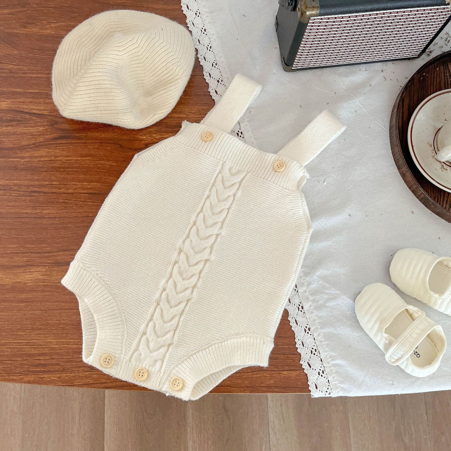Baby Girls Knitted Suspender