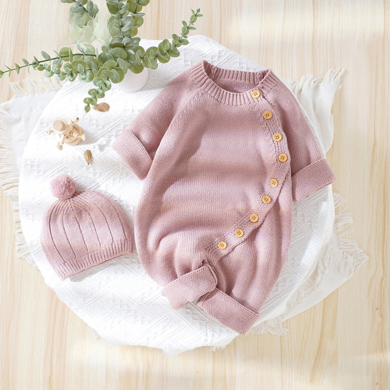 Baby knitted clothing