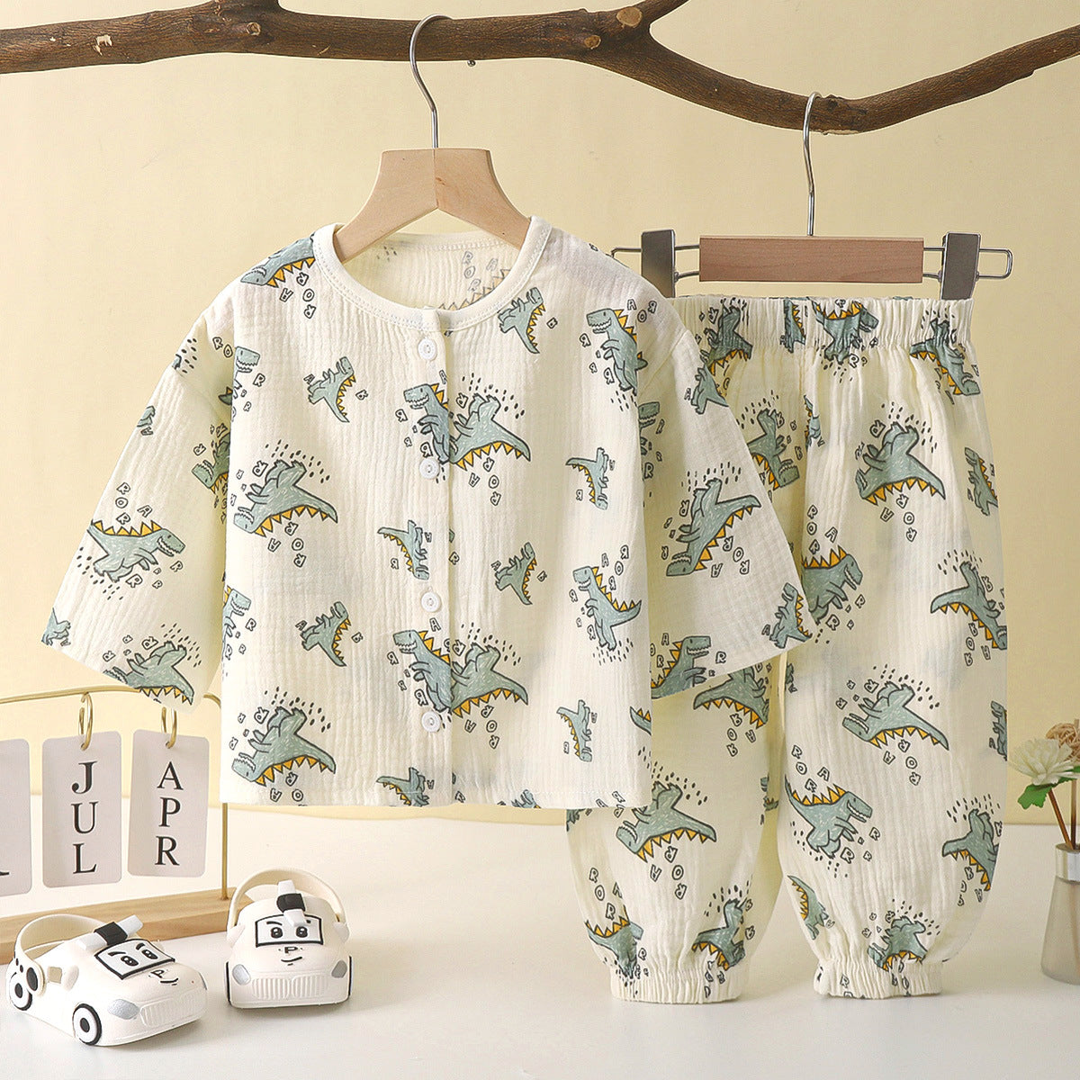 Baby lightweight and breathable set