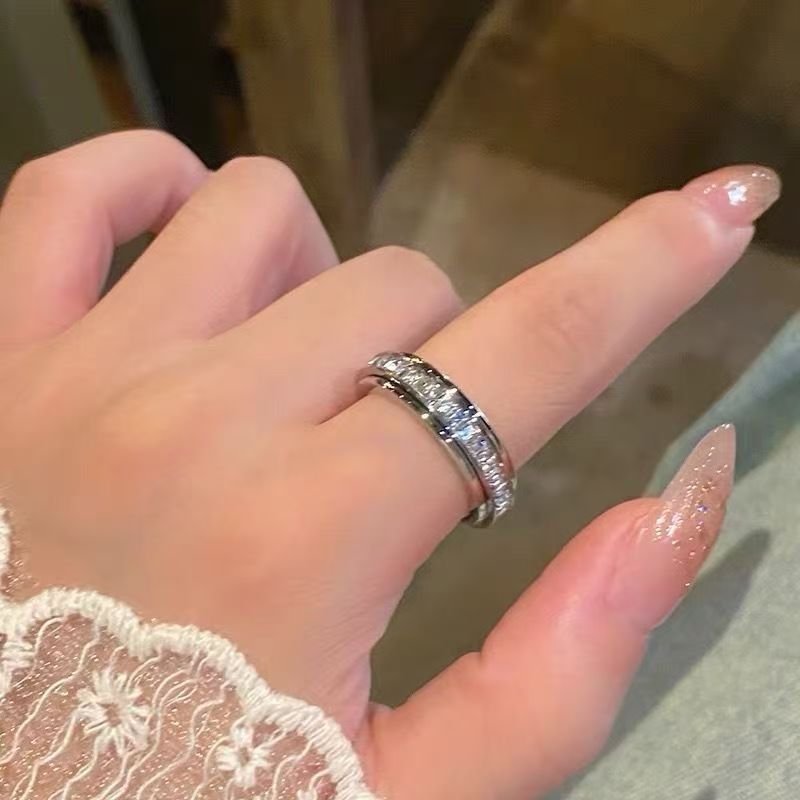 Baby's-breath ring