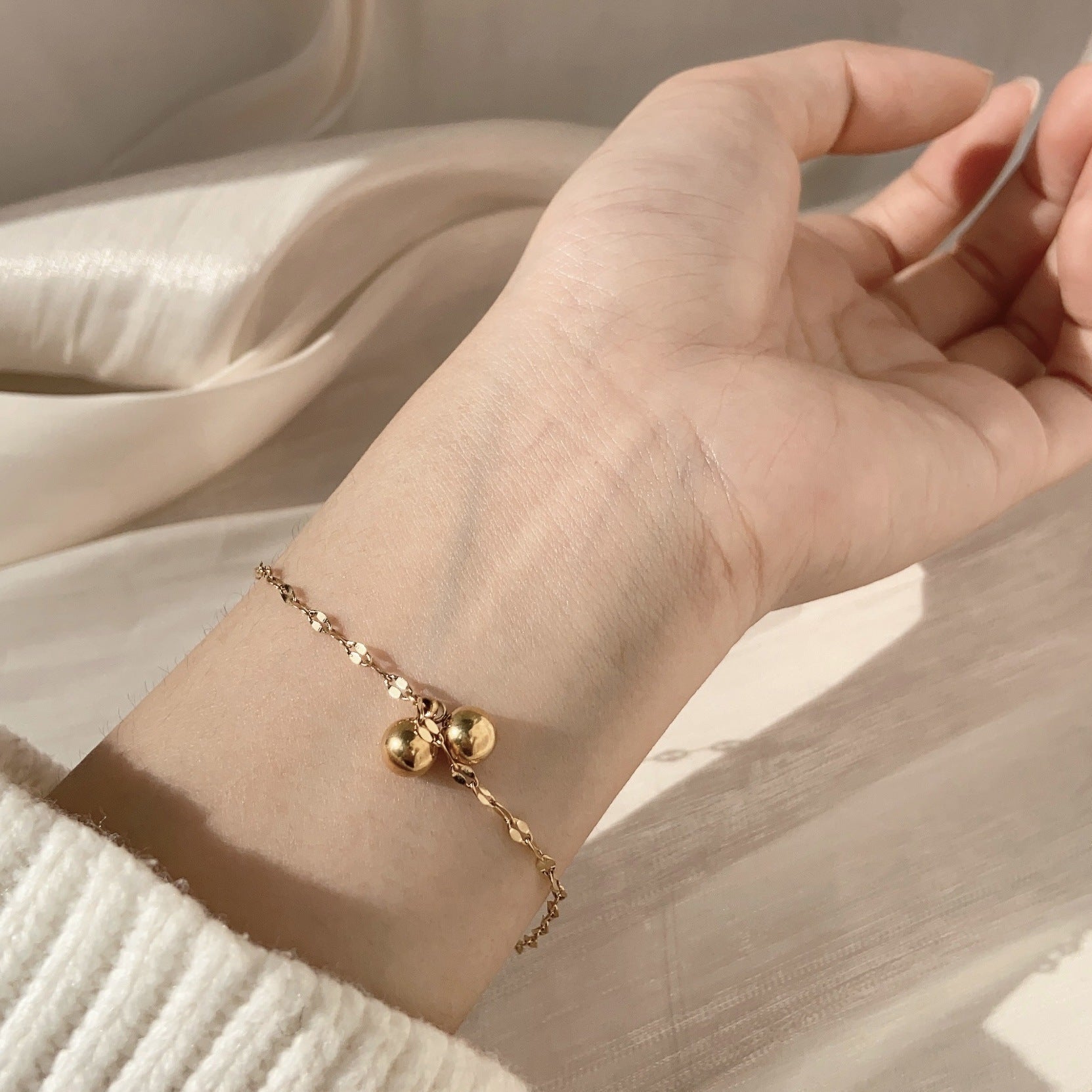 Baby’s-breath titanium steel bracelet
