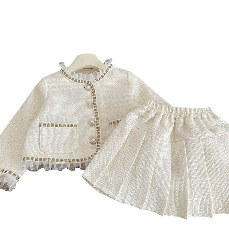 Baby's stylish and fashionable pleated skirt