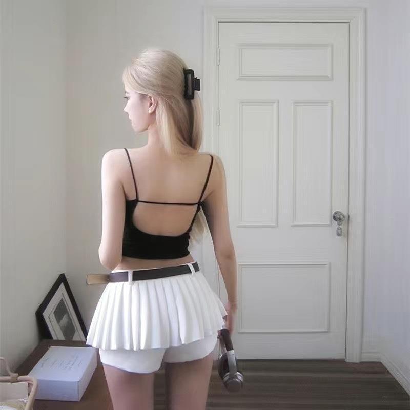 Backless halter top