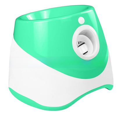Ball throwing machine