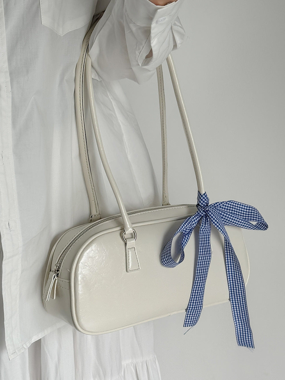Ballet Bow Underarm Bag