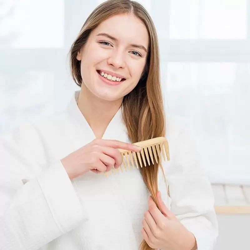Bamboo comb set