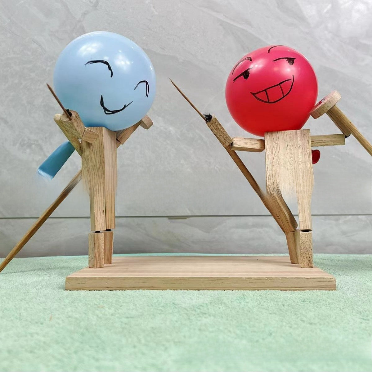 Bamboo Wooden Duel Battle Toy with Balloons