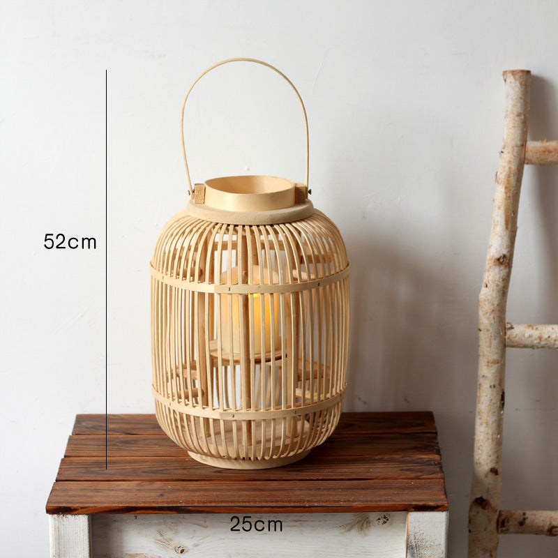Bamboo-woven hand-held lantern