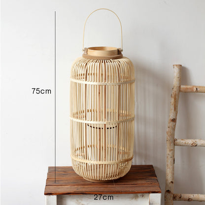 Bamboo-woven hand-held lantern