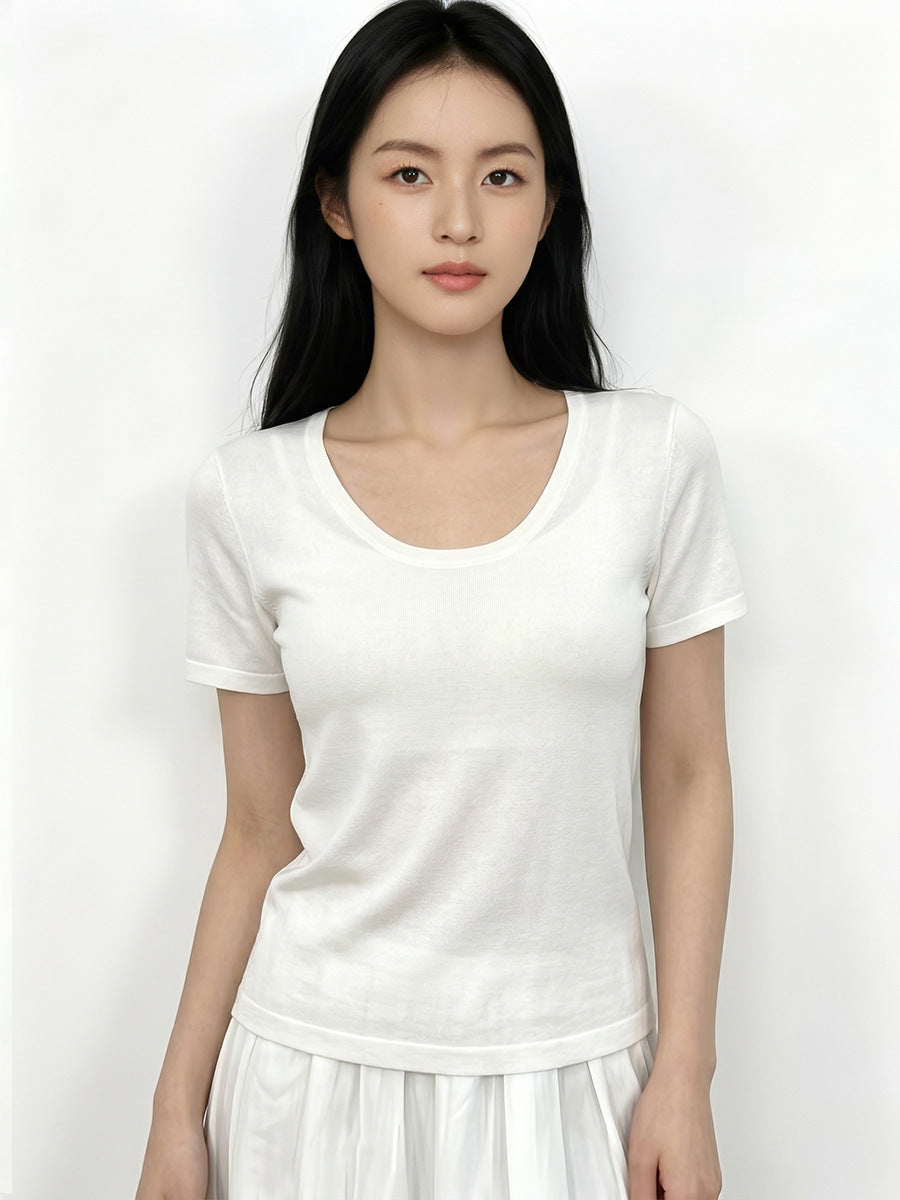 Bare-feel U-neck short sleeve top with natural shoulder line
