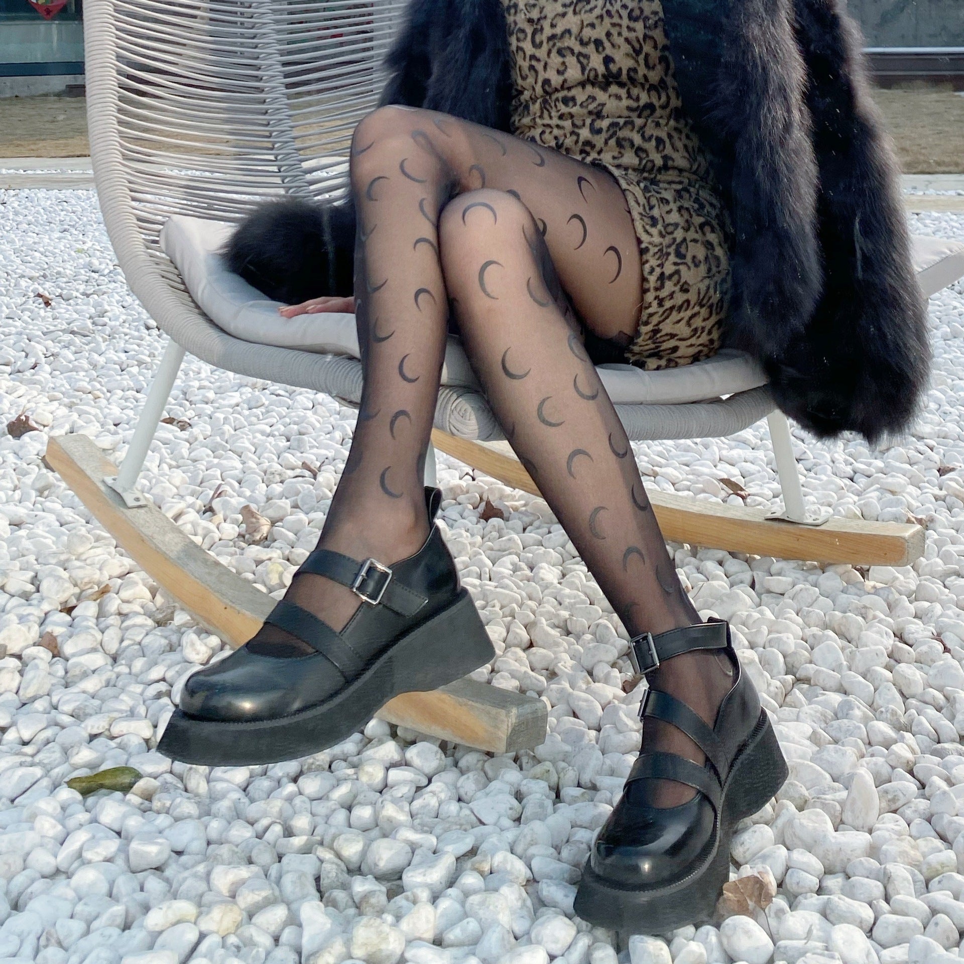 Base pantyhose stockings