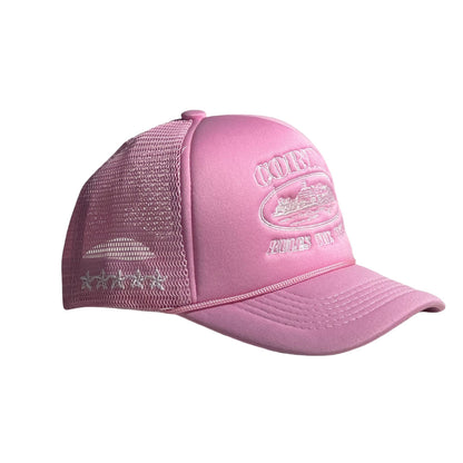 Baseball cap with castle pattern and breathable design
