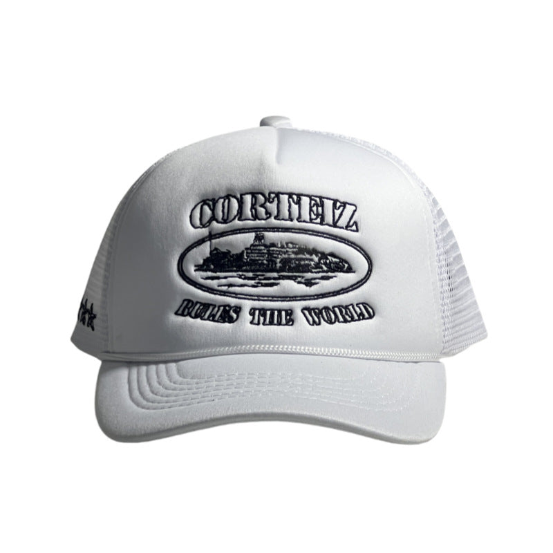 Baseball cap with castle pattern and breathable design