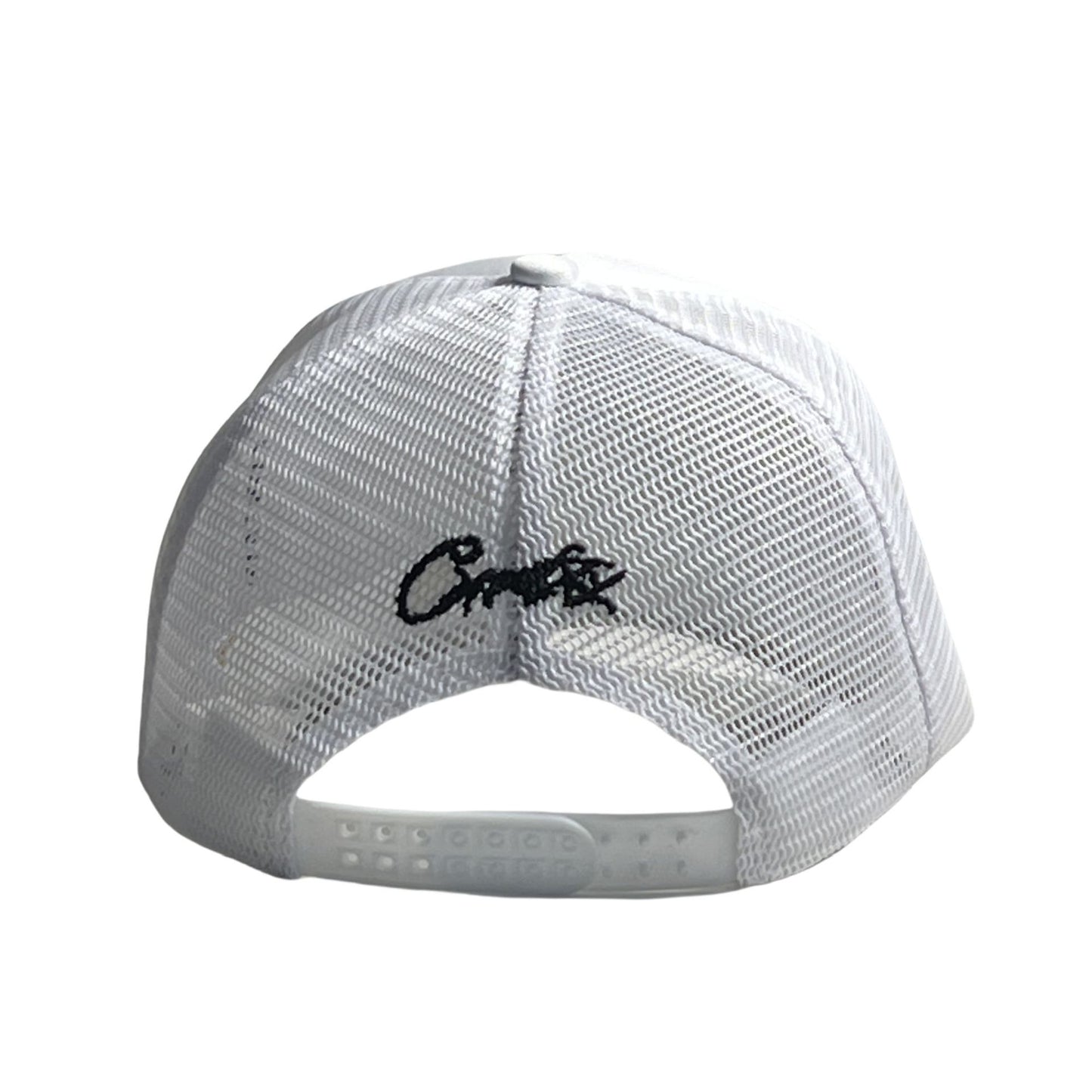 Baseball cap with castle pattern and breathable design