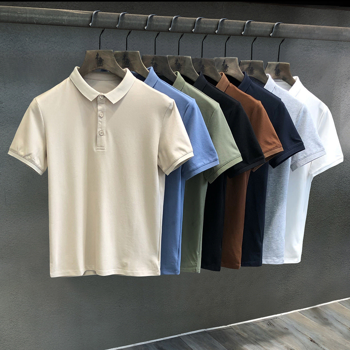 Basic men's polo shirt