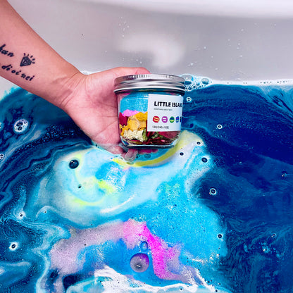 Bath oil bath ball