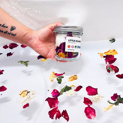 Bath oil bath ball
